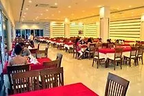 Royal Towers Hotel